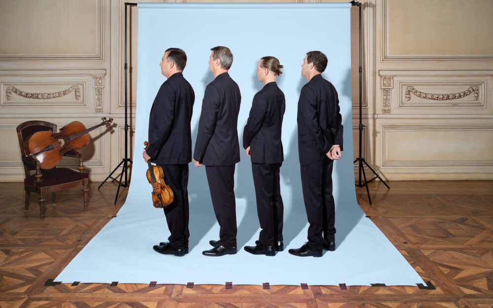 Photo promotionnelle pour la saison musicale du Quatuor Debussy, formation de musique classique.