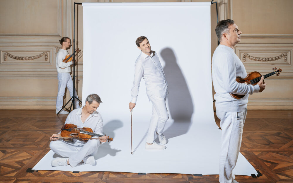 Photo promotionnelle pour la saison musicale du Quatuor Debussy, formation de musique classique.