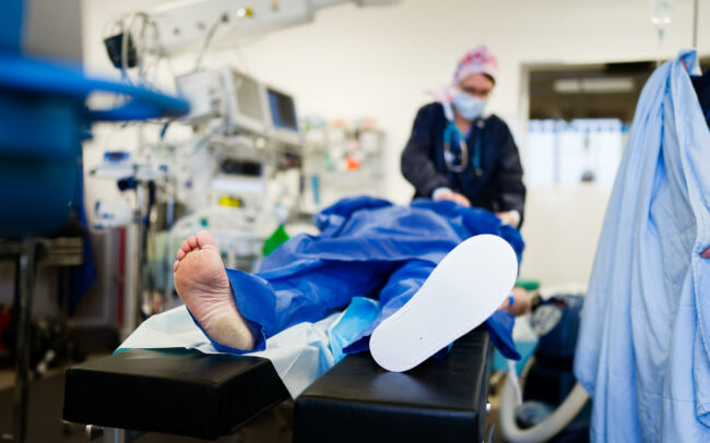 Docteurs Marie Poiblanc et Eric Olagne, Chirurgiens au Pôle digestif Lyon Est (UCGT)