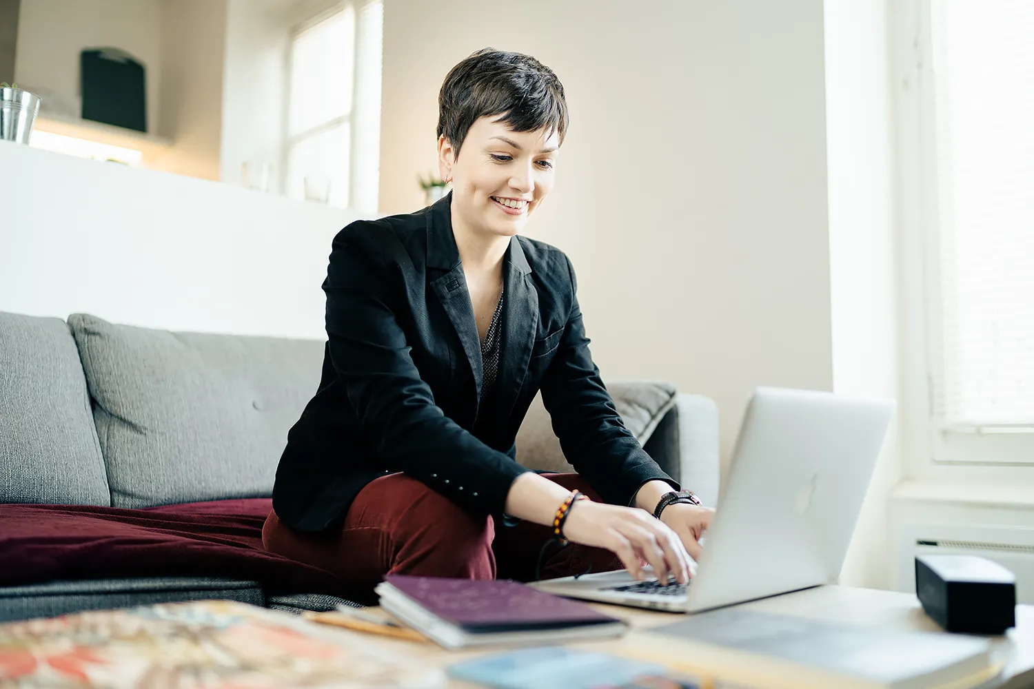 Portrait de professionnel indépendant. Portrait de Blandine Fourchet, traductrice indépendante par le photographe Olivier Ramonteu.