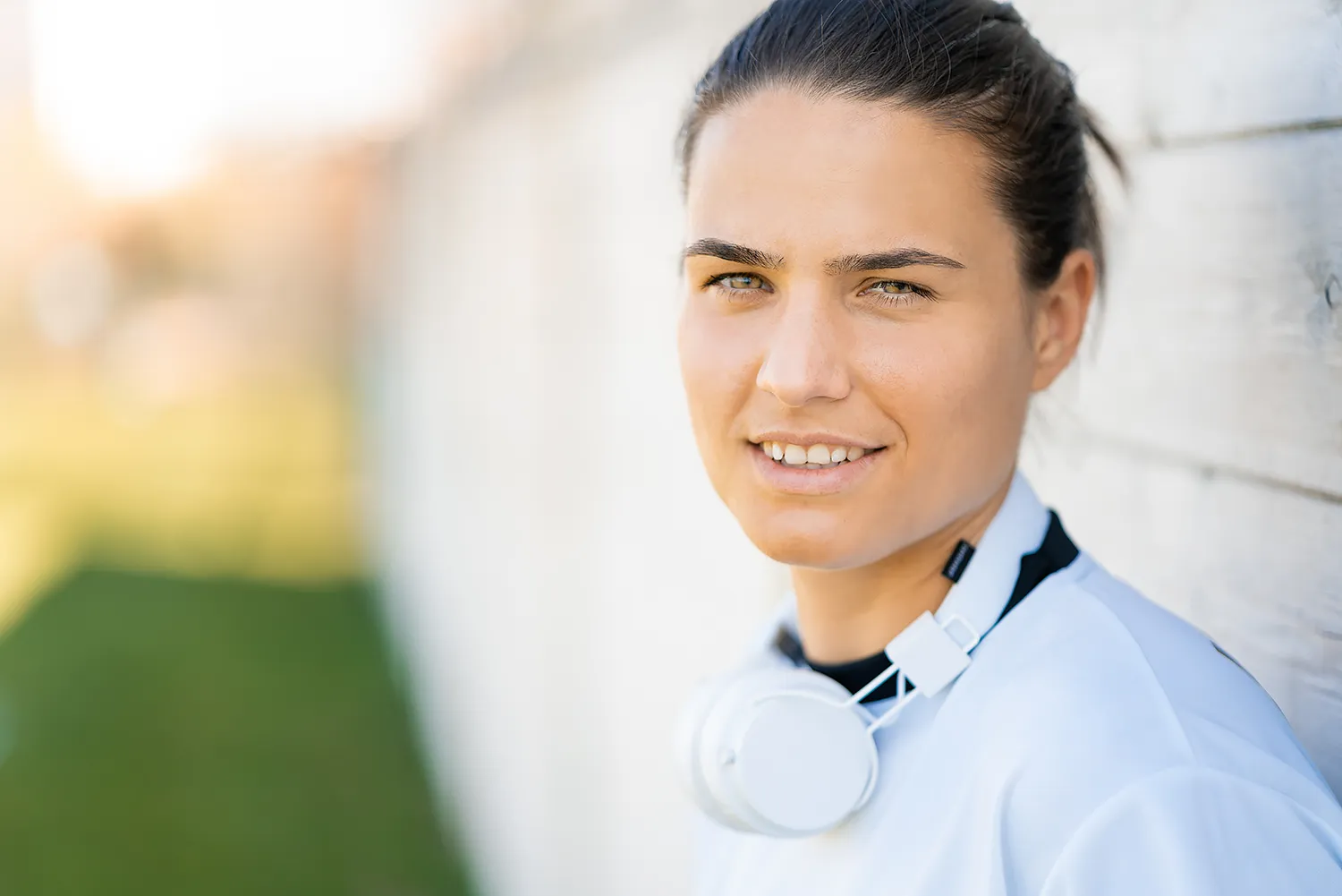 Photo pour campagne de publicité. Cette photographie a été réalisée pour une campagne publicitaire du groupe VISA par le photographe Olivier Ramonteu. Cette photo montre la footballeuse internationale allemande Dzsenifer Marozsán.