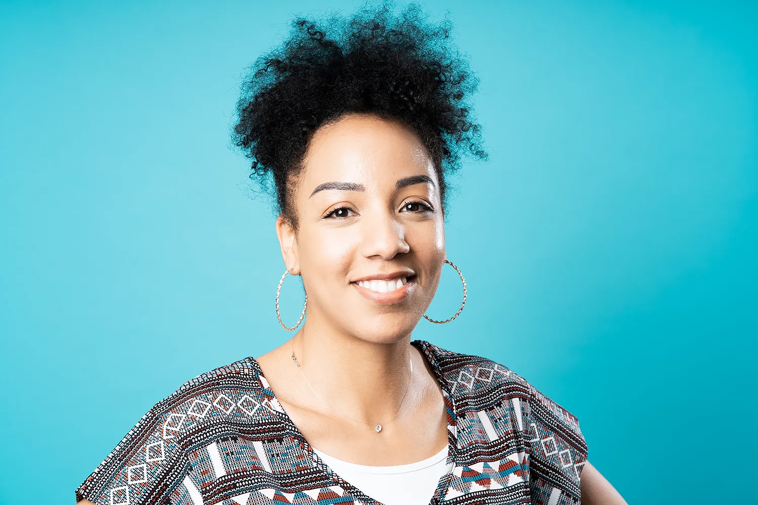 Portrait pour trombinoscope d'entreprise. Photo réalisée pour un trombinoscope d'entreprise par le photographe Olivier Ramonteu. Un trombinoscope est un document présentant les portraits de tous les membres d'une entreprise ou d'une organisation.