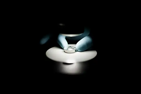 Production d'une startup tech grenobloise photographiée dans ses ateliers par un photographe secteur numérique